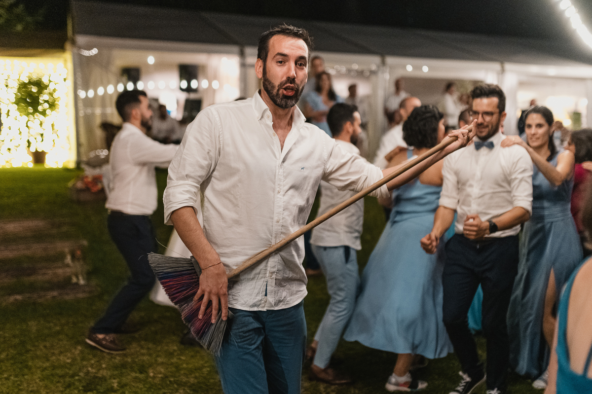 melhores fotografos de aveiro; top 10 fotografos de casamento de aveiro; melhores fotografias de casamento; daniel lobo fotografia; casamento rustico; quinta da costeira; casamento descontraido; casamento natureza; festa; folk; musica folk; banda polk