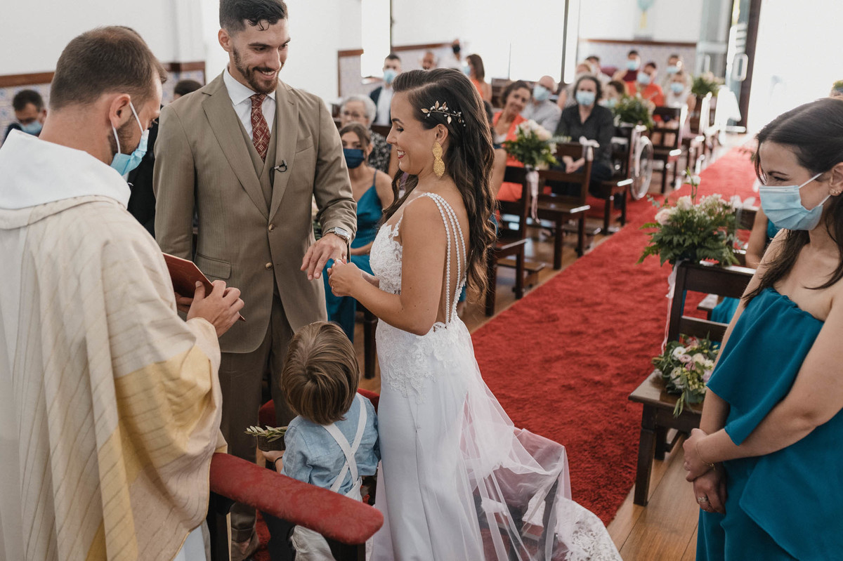 melhores fotografos de aveiro; top 10 fotografos de casamento de aveiro; melhores fotografias de casamento; daniel lobo fotografia; casamento quinta de alvre; quinta de alvre; alfaiataria lusa; torga films; conceição leite vestidos;