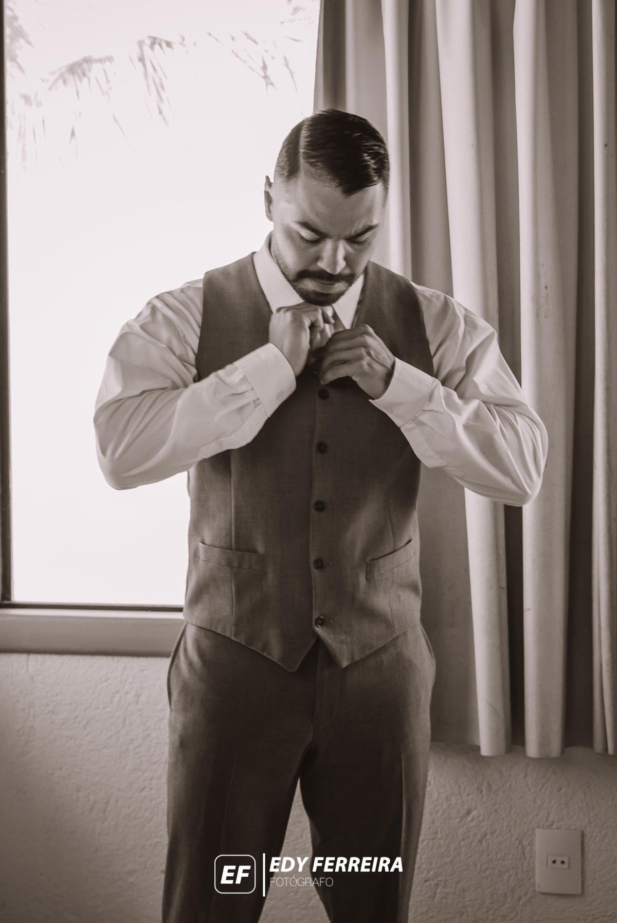 fotografo edy ferreira-fotografos de Guarapari- guaraparibeach-making of do noivo