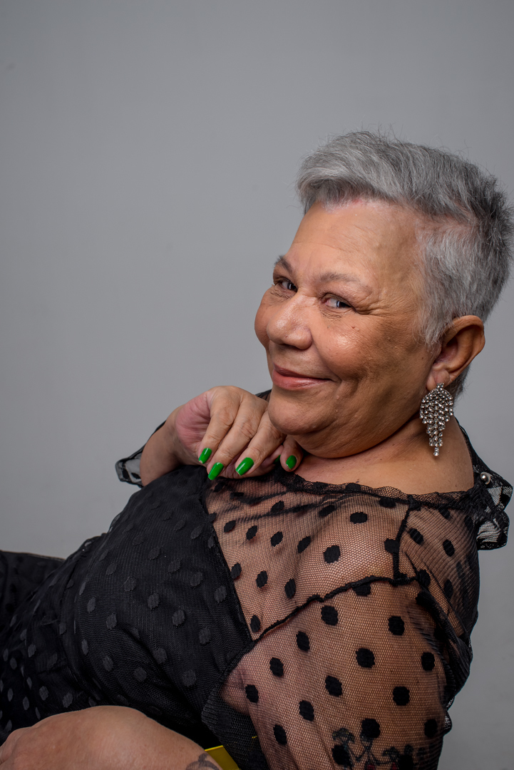 Retrato de Lua Versiani, 69 anos realizado em estúdio na cidade de Vitória - ES