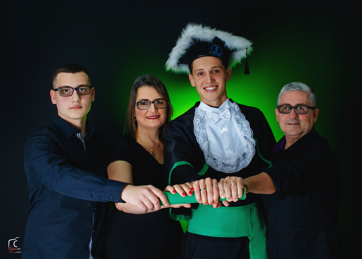 Formatura foto com família