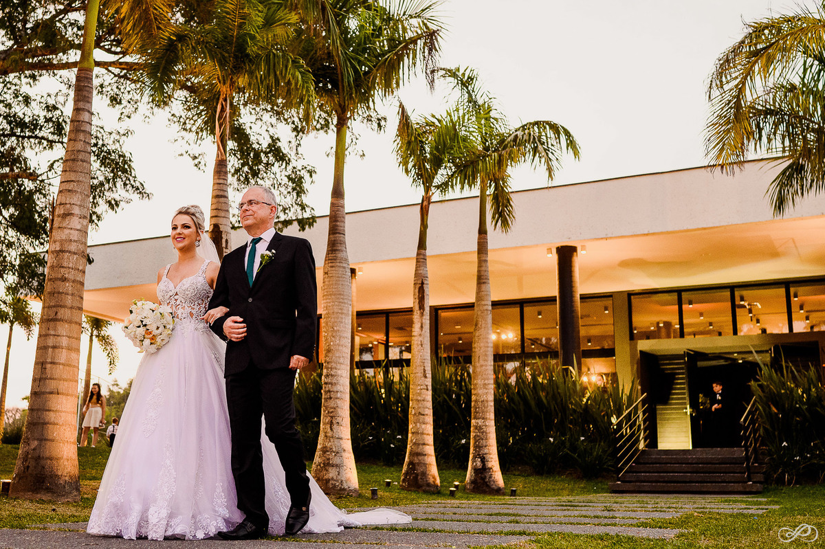 Casamento Laura e Vinícius realizado no montelago em santa maria, fotografado pelos fotógrafos Jonatan Diego e Bianca Pezzini