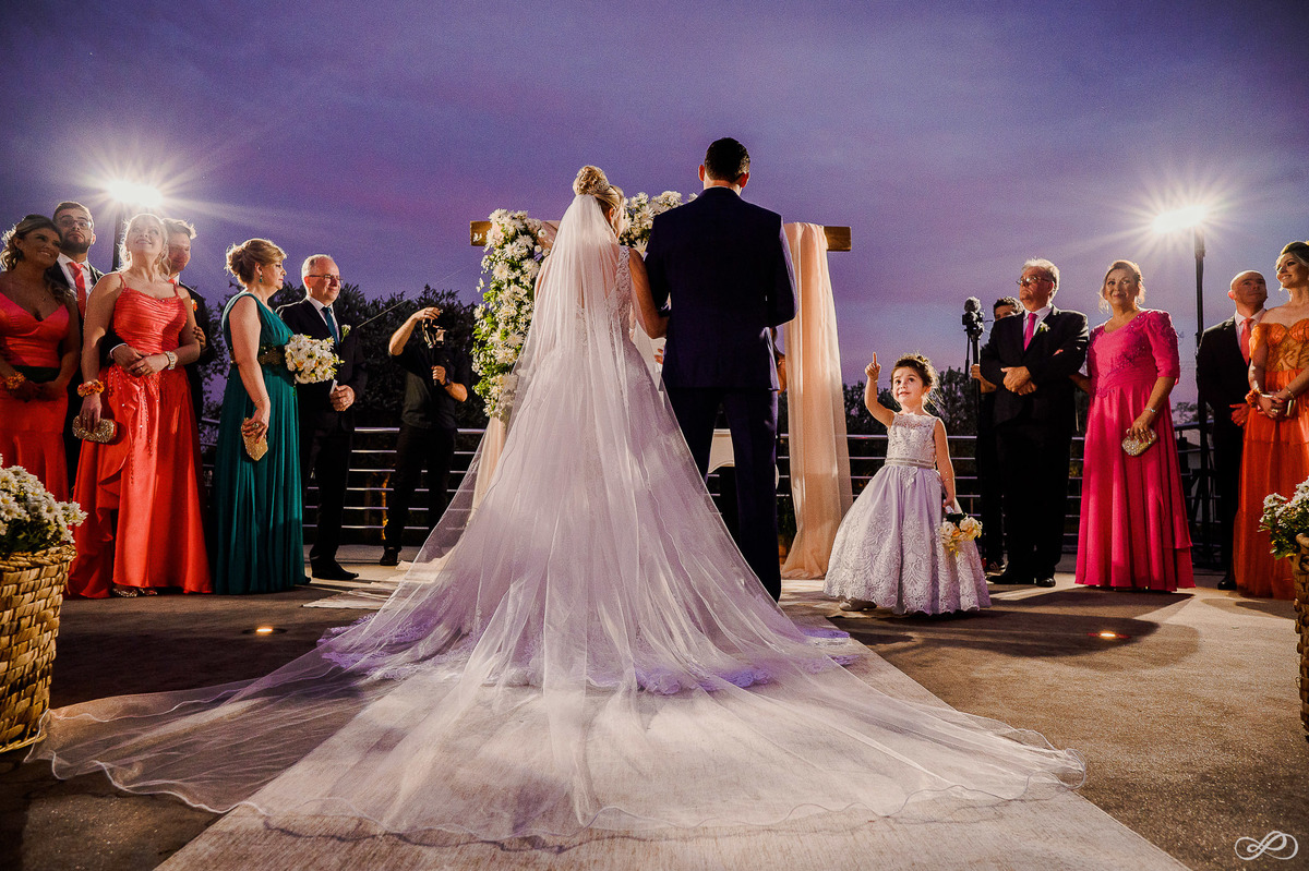 Casamento Laura e Vinícius realizado no montelago em santa maria, fotografado pelos fotógrafos Jonatan Diego e Bianca Pezzini