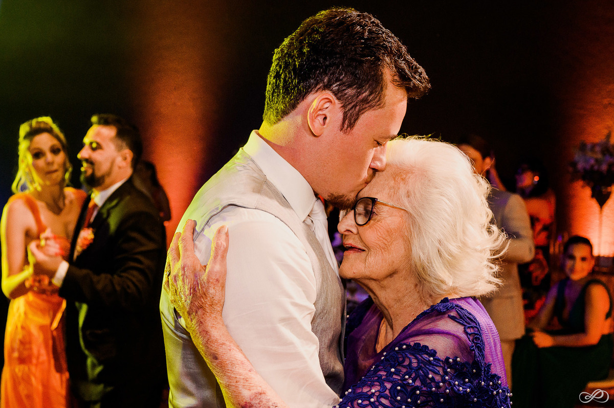 Casamento Laura e Vinícius realizado no montelago em santa maria, fotografado pelos fotógrafos Jonatan Diego e Bianca Pezzini