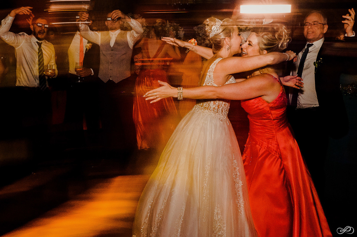 Casamento Laura e Vinícius realizado no montelago em santa maria, fotografado pelos fotógrafos Jonatan Diego e Bianca Pezzini