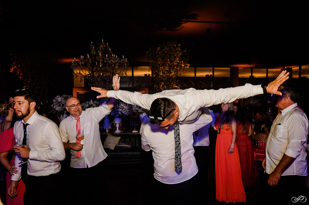 Casamento Laura e Vinícius realizado no montelago em santa maria, fotografado pelos fotógrafos Jonatan Diego e Bianca Pezzini
