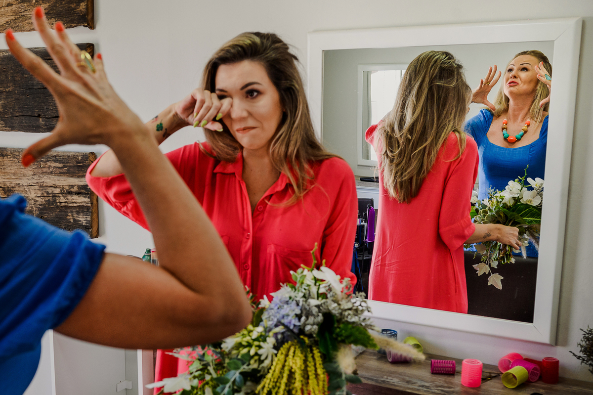 Casamento da Isaura e Lucas fotografado na cidade de Ibirubá RS pelo fotógrafo Jonatan Diego e sua assistente.