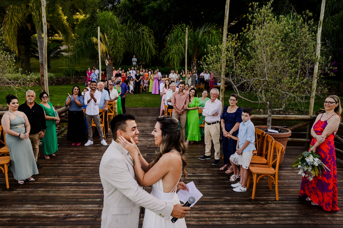 Casamento da Isaura e Lucas fotografado na cidade de Ibirubá RS pelo fotógrafo Jonatan Diego e sua assistente.