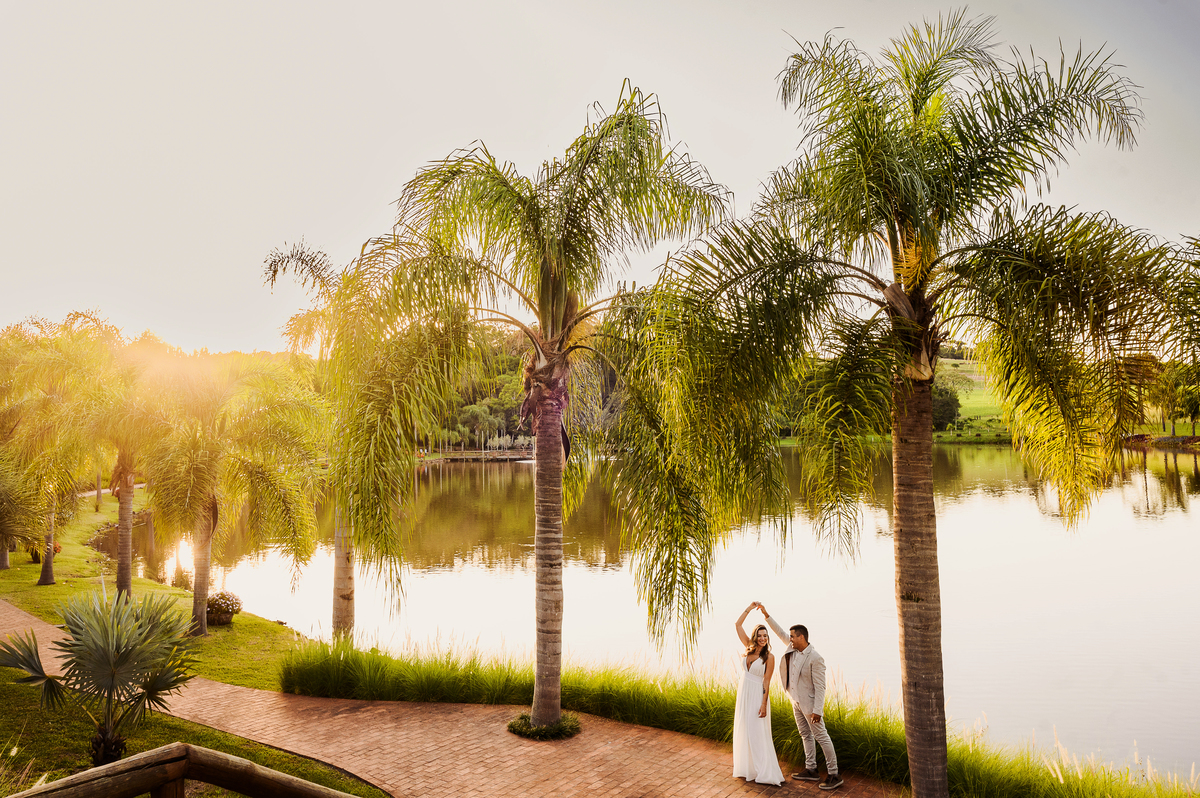 Casamento da Isaura e Lucas fotografado na cidade de Ibirubá RS pelo fotógrafo Jonatan Diego e sua assistente.