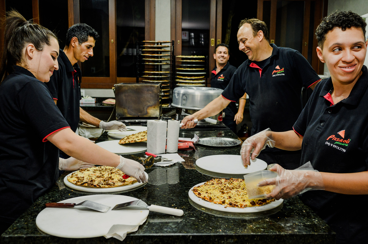 Casamento da Isaura e Lucas fotografado na cidade de Ibirubá RS pelo fotógrafo Jonatan Diego e sua assistente.