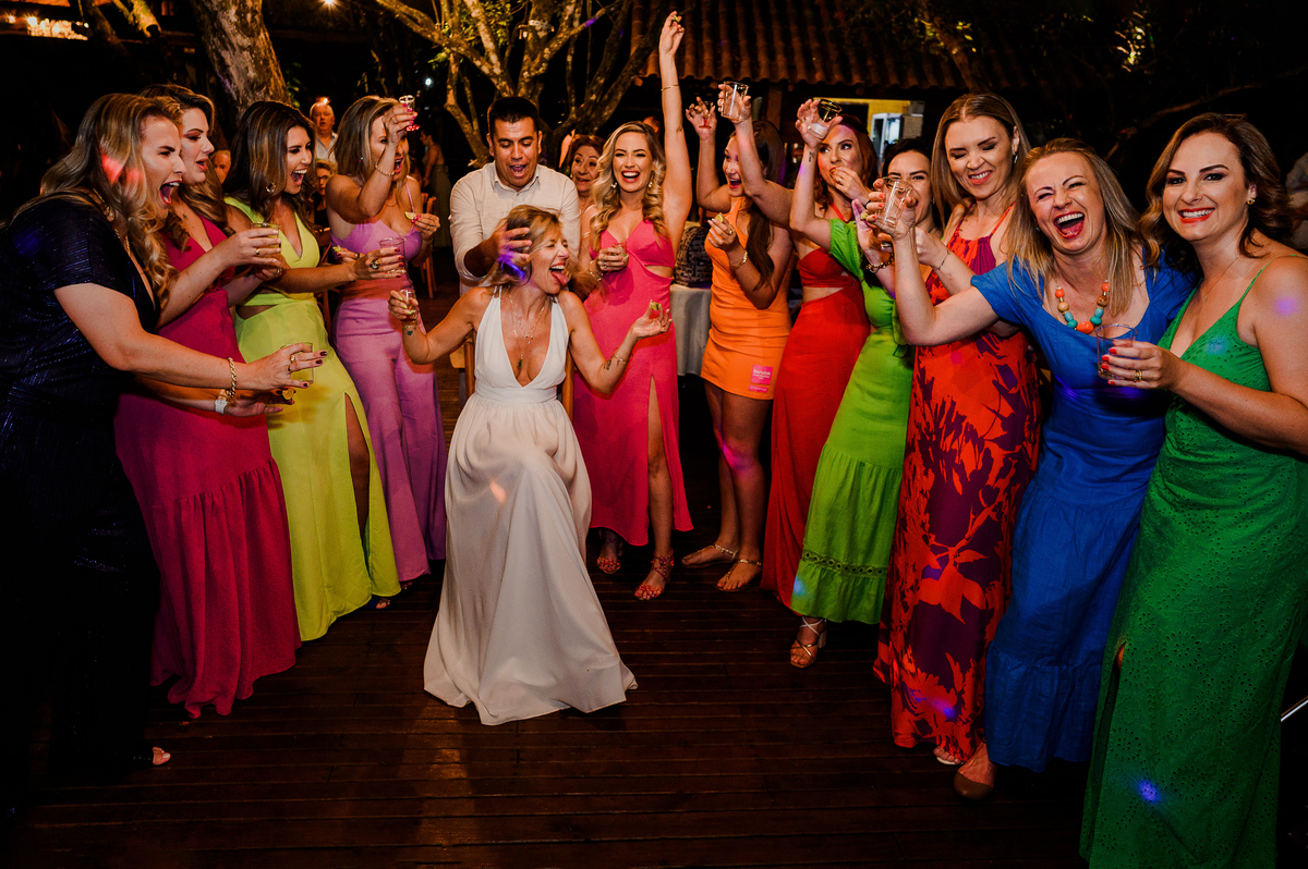 Casamento da Isaura e Lucas fotografado na cidade de Ibirubá RS pelo fotógrafo Jonatan Diego e sua assistente.
