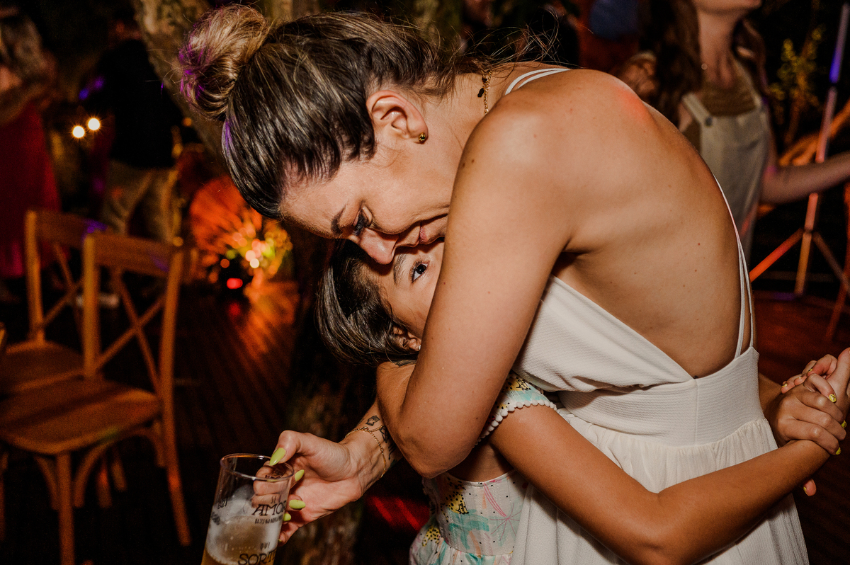 Casamento da Isaura e Lucas fotografado na cidade de Ibirubá RS pelo fotógrafo Jonatan Diego e sua assistente.