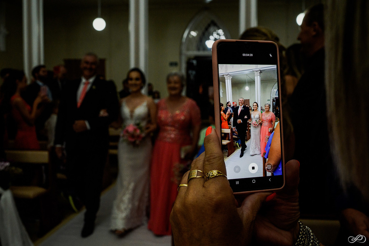 Casamento da Taís e do Tiago fotografado pelos fotógrafos Jonatan Diego e Bianca Pezzini na cidade de encantado rs