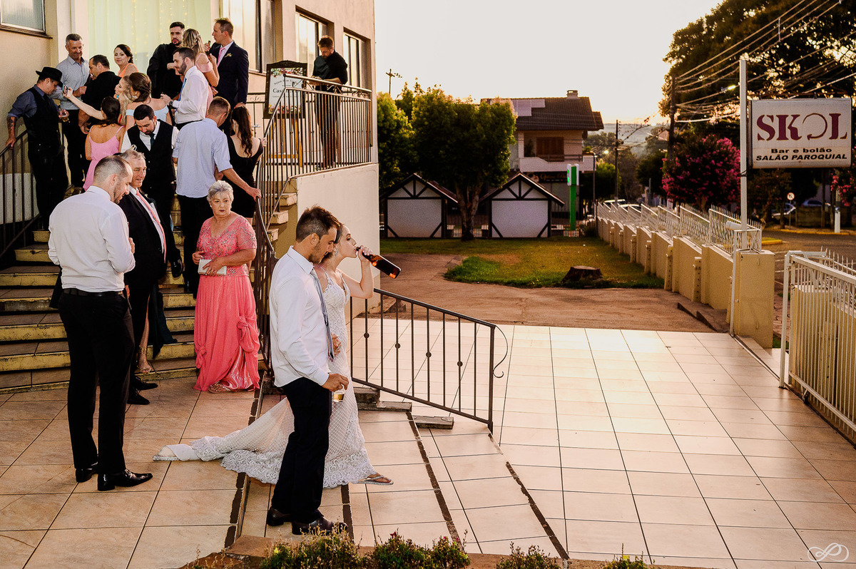 Casamento da Taís e do Tiago fotografado pelos fotógrafos Jonatan Diego e Bianca Pezzini na cidade de encantado rs