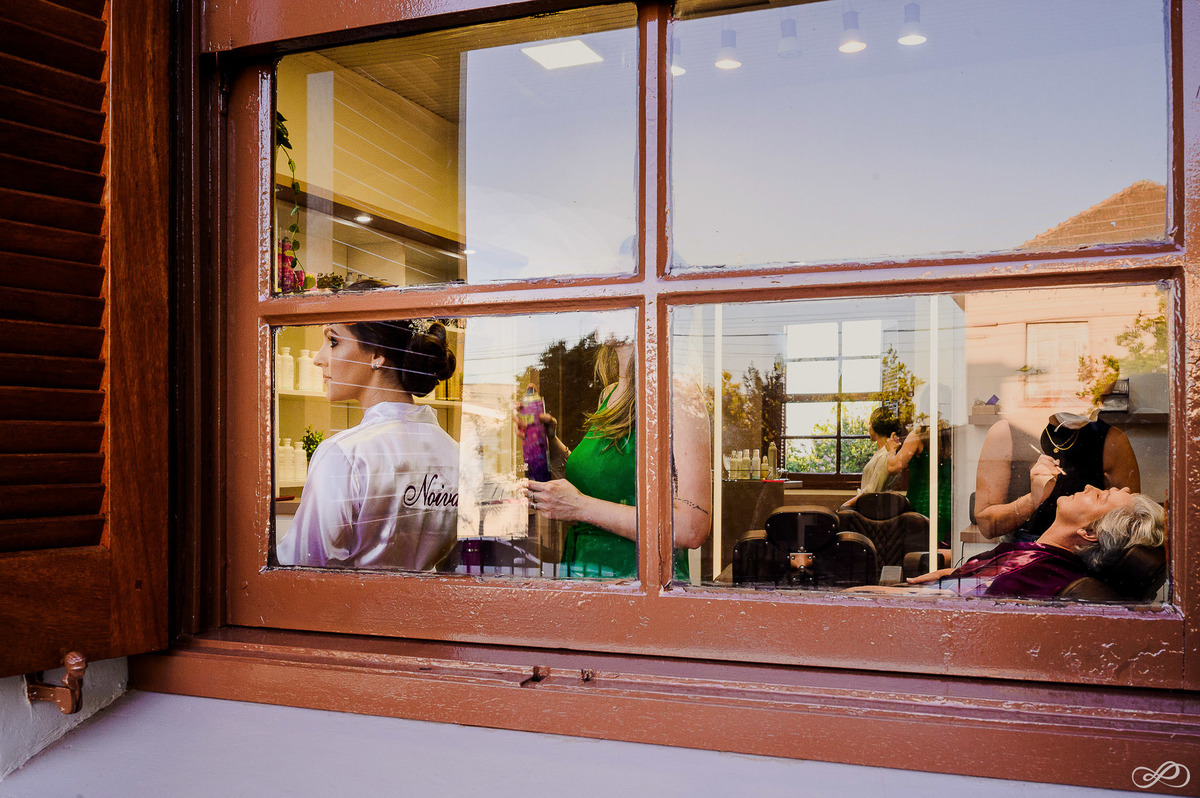 Casamento da Taís e do Tiago fotografado pelos fotógrafos Jonatan Diego e Bianca Pezzini na cidade de encantado rs