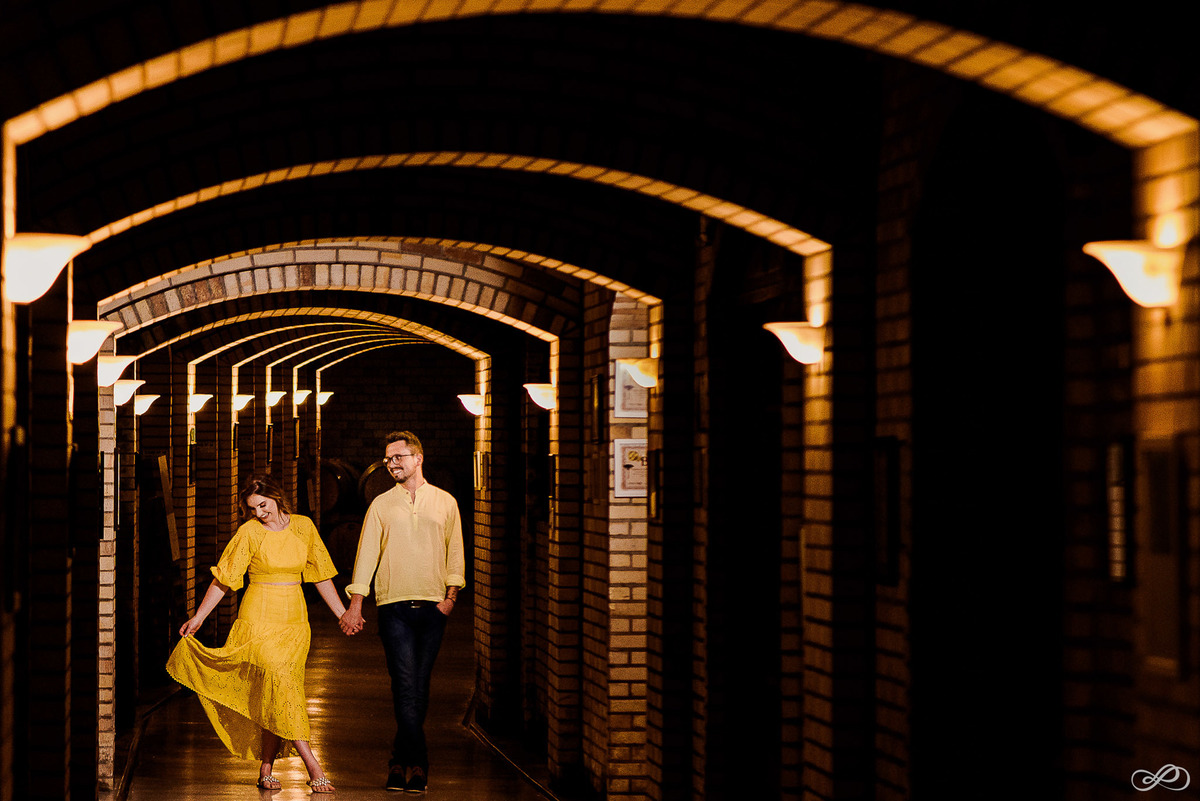 Ensaio pré casamento da Natália e do Lucas, fotografado pelo fótografo Jonaran Diego na vinícola miolo em bento gonçalves RS
