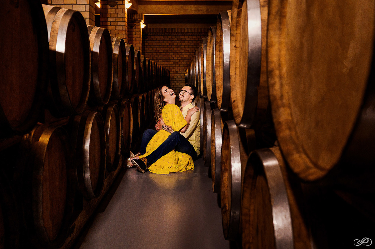 Ensaio pré casamento da Natália e do Lucas, fotografado pelo fótografo Jonaran Diego na vinícola miolo em bento gonçalves RS