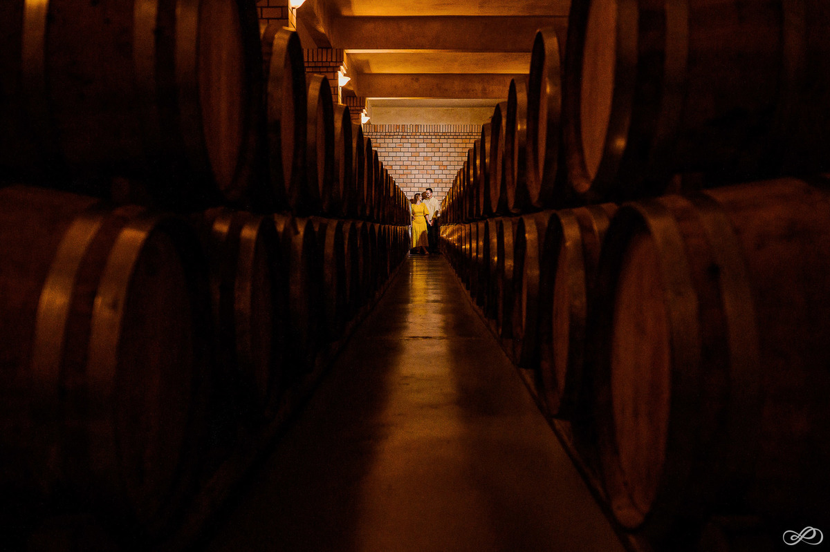 Ensaio pré casamento da Natália e do Lucas, fotografado pelo fótografo Jonaran Diego na vinícola miolo em bento gonçalves RS