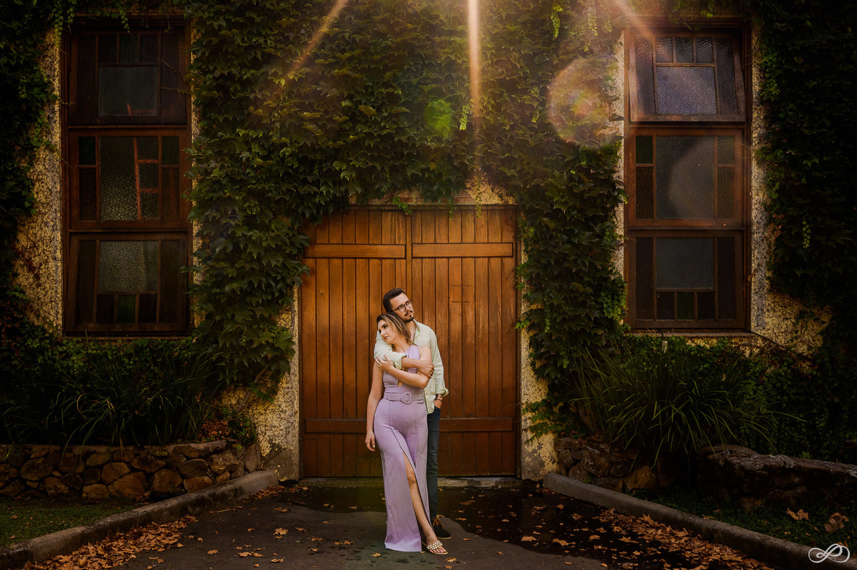 Ensaio pré casamento da Natália e do Lucas, fotografado pelo fótografo Jonaran Diego na vinícola miolo em bento gonçalves RS