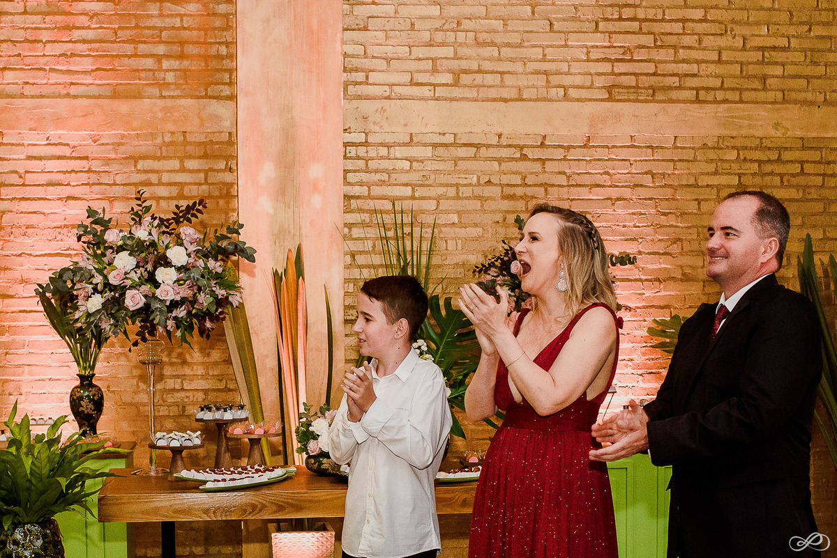 Formatura da Eduarda Krammes Vieira em Ibirubá RS fotografada pela casal Jonatan Diego e Bianca Pezzini