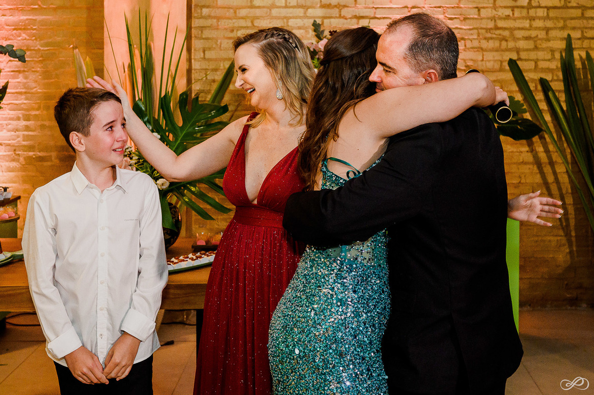 Formatura da Eduarda Krammes Vieira em Ibirubá RS fotografada pela casal Jonatan Diego e Bianca Pezzini