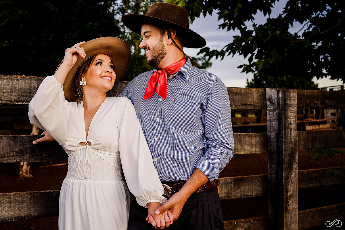 Ensaio pré casamento da Bruna e do Gabriel fotografado em fortaleza dos valos rs pelo fotógrafo Jonatan Diego