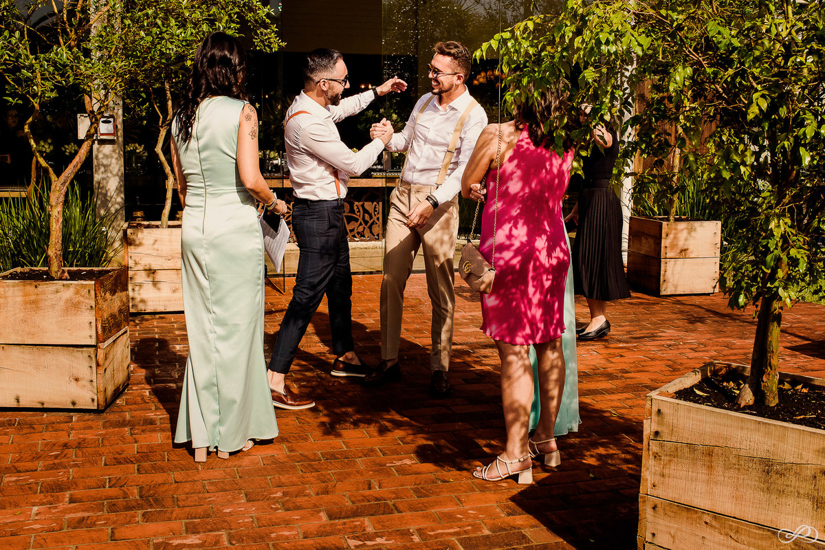 Foto do casamento do Lucas e da Natália fotografado pela casal Jonatan Diego e Bianca Pezzini no lago das palmeiras em Ibirubá - RS