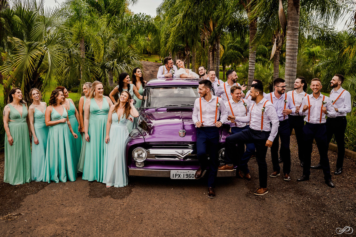 Foto do casamento do Lucas e da Natália fotografado pela casal Jonatan Diego e Bianca Pezzini no lago das palmeiras em Ibirubá - RS