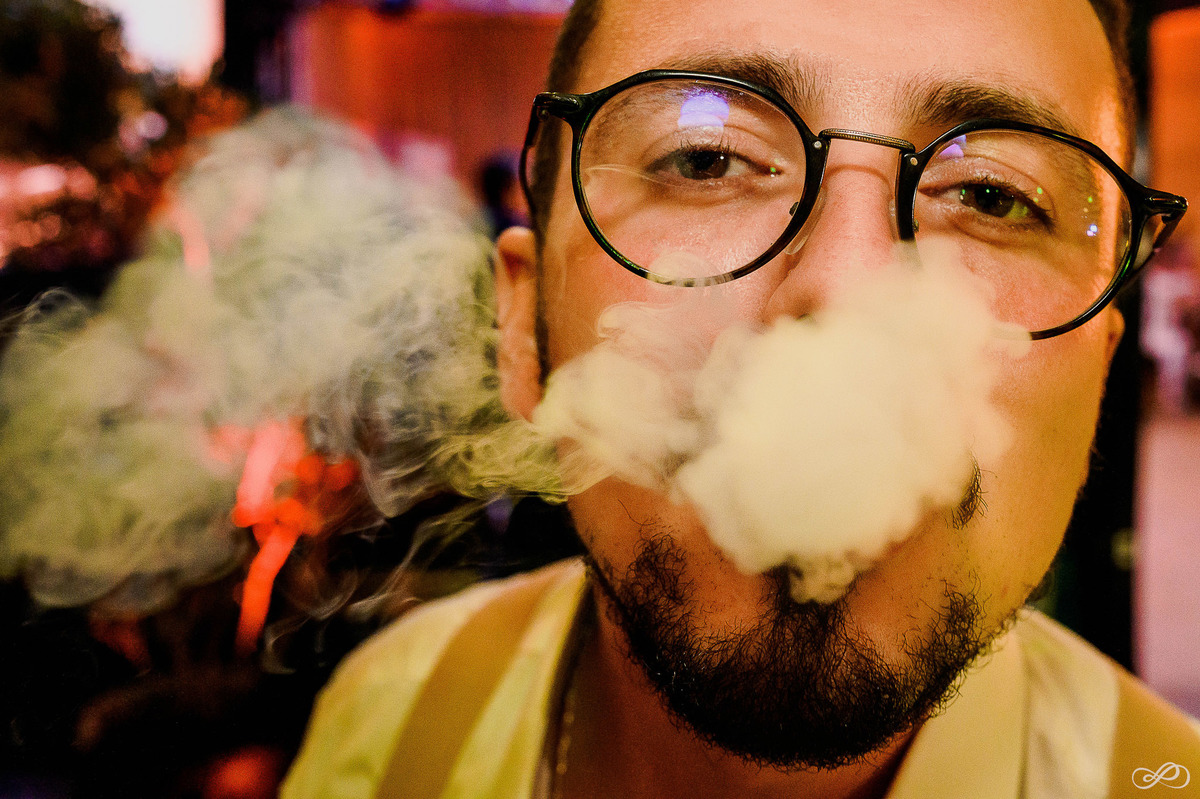 Foto do casamento do Lucas e da Natália fotografado pela casal Jonatan Diego e Bianca Pezzini no lago das palmeiras em Ibirubá - RS