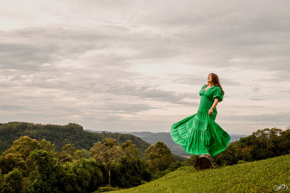 Ensaio pré casamento da Laura e do Guilherme, fotografado no espaço gariba em encantado, fotos feita pelo fotógrafo Jonatan Diego e sua assistente Biana Pezzini