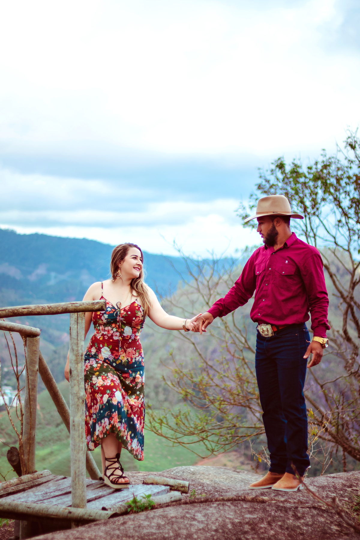 ENSAIO CASAL LEH FOTOGRAFA
FRUTEIRAS