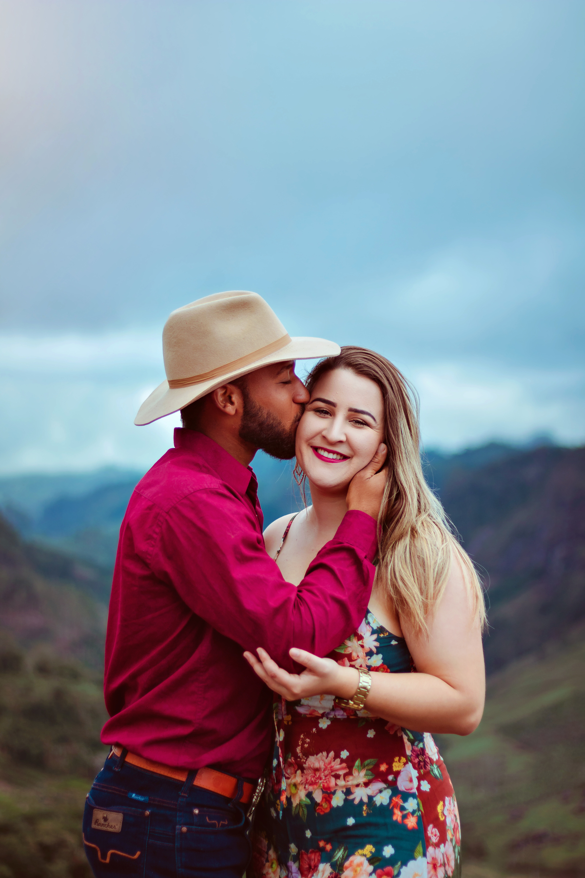 ENSAIO CASAL LEH FOTOGRAFA
FRUTEIRAS