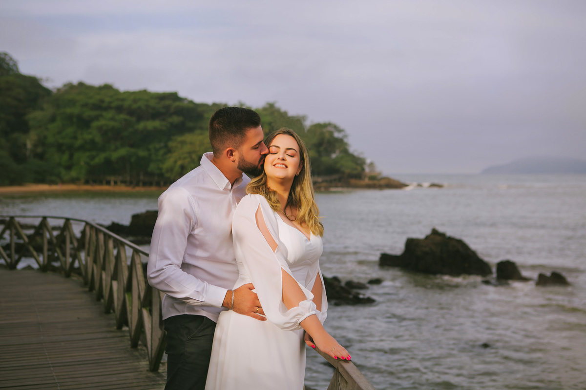 pre casamento, pre wedding, fotografa em balneario camboriu, itajai, porto belo, itapema, meia praia, tijucas, gastar