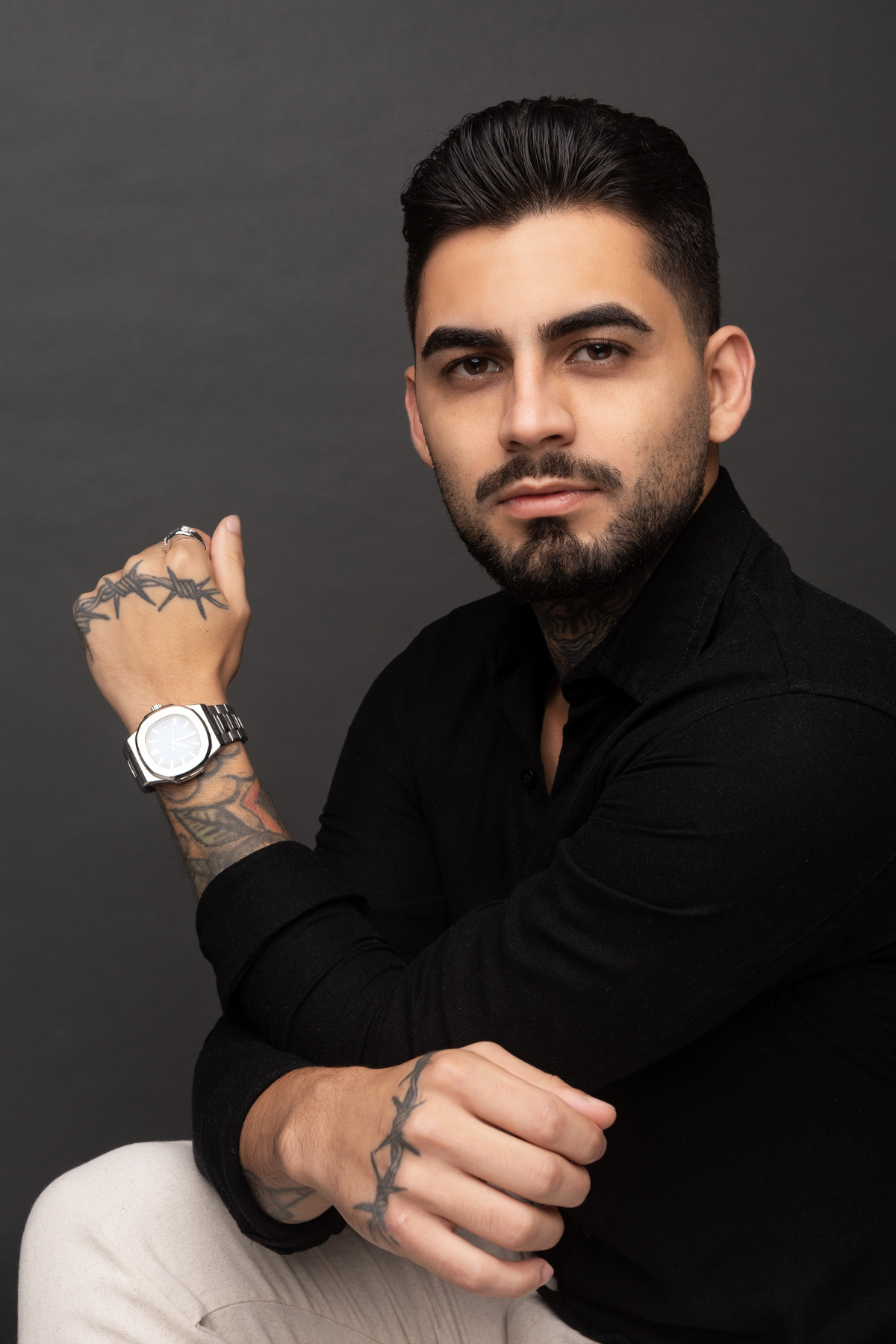 fotografia para empreendedores, marca pessoal profissional, fotos executivas, ensaio em studio, fotografia profissional, fotografo corporativo, fotos corporativas modernas, ensaio empresarial masculino, retrato profissional masculino, estudio de fotografi
