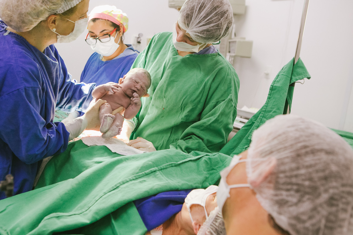 newborn, bebe, acompanhamento bebe, foto de parto, cobertura fotografica de parto