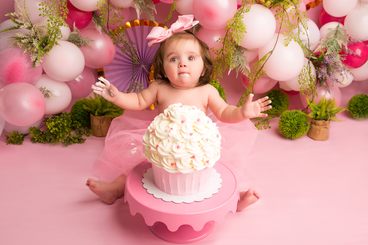 Smash the cake, ensaio com bolo, 