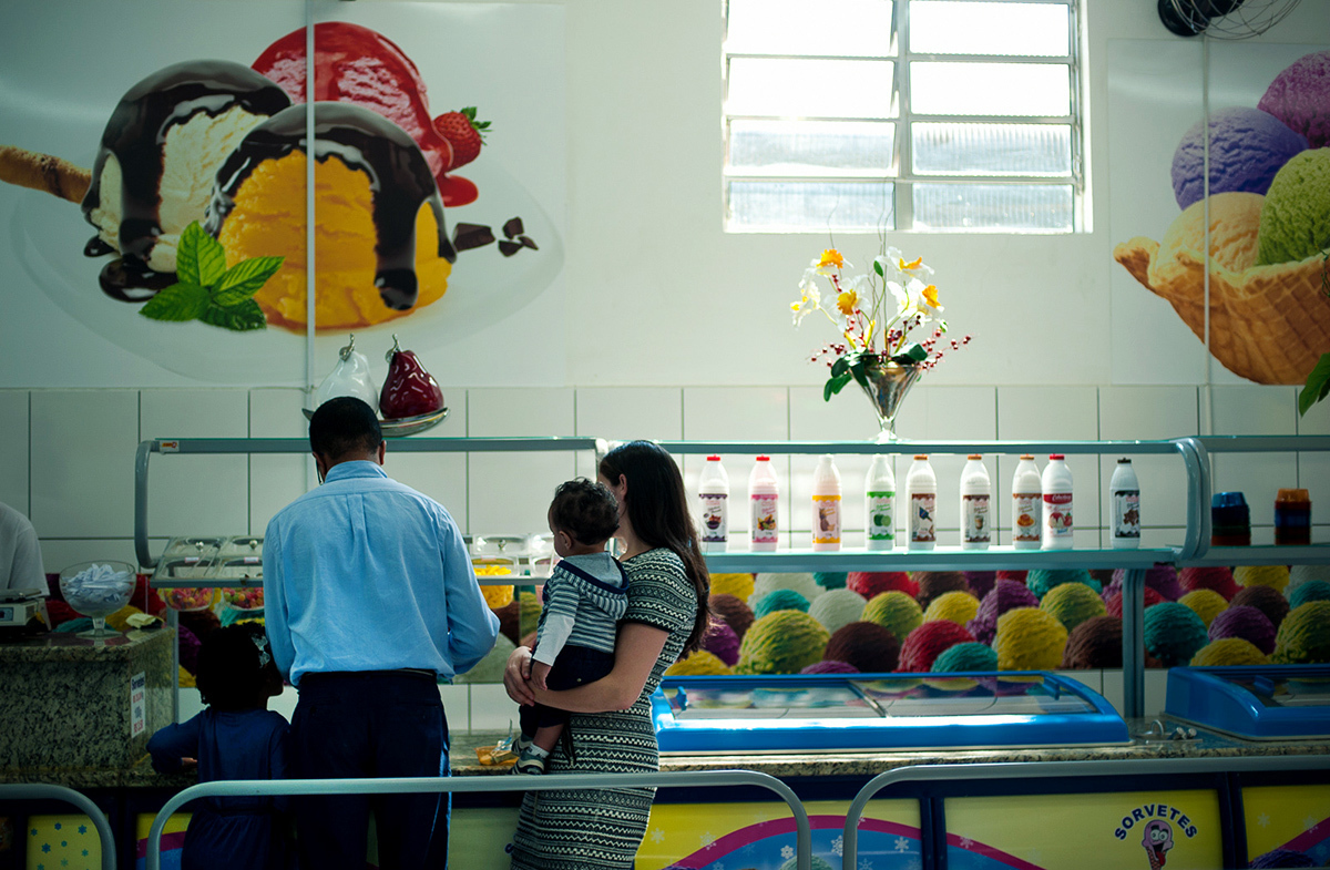 Sorvete de flocos, morango, sorvete de chocolate, ou um açaí, fotografia de família em São Paulo