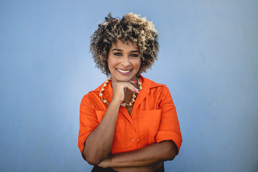 abraço na alma, alan smyth, alan smyth fotografo em sao mateus es, ensaio em casa, corporativo feminino, ensaio afetivo, ensaio intimista, fotografia afetiva, fotografia feminina, onde fotografar em sao mateus, cachos