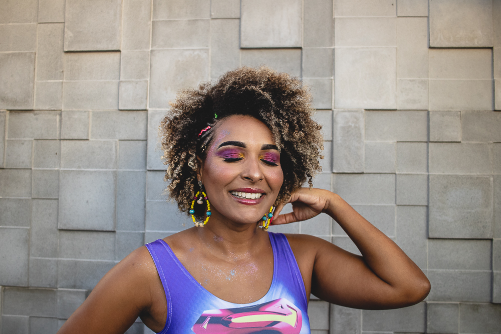 abraço na alma, alan smyth, alan smyth fotografo em sao mateus es, ensaio em casa, corporativo feminino, ensaio afetivo, ensaio intimista, fotografia afetiva, fotografia feminina, onde fotografar em sao mateus, cachos