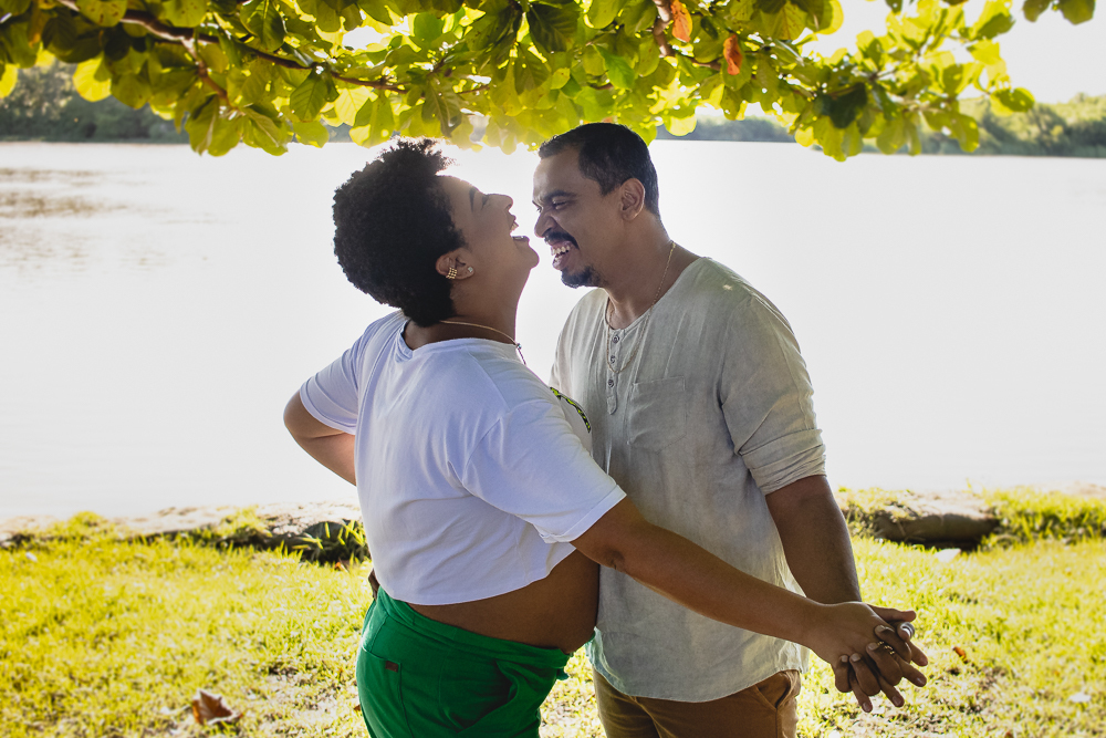 abraço na alma, alan smyth fotografo são mateus es, ensaio gestante, ensaio intimista, fotografia afetiva, fotografia de familia, fotografia de familia sao mateus es, fotografo afetivo, onde fotografar sao mateus es, dna fotografia afetiva, externas