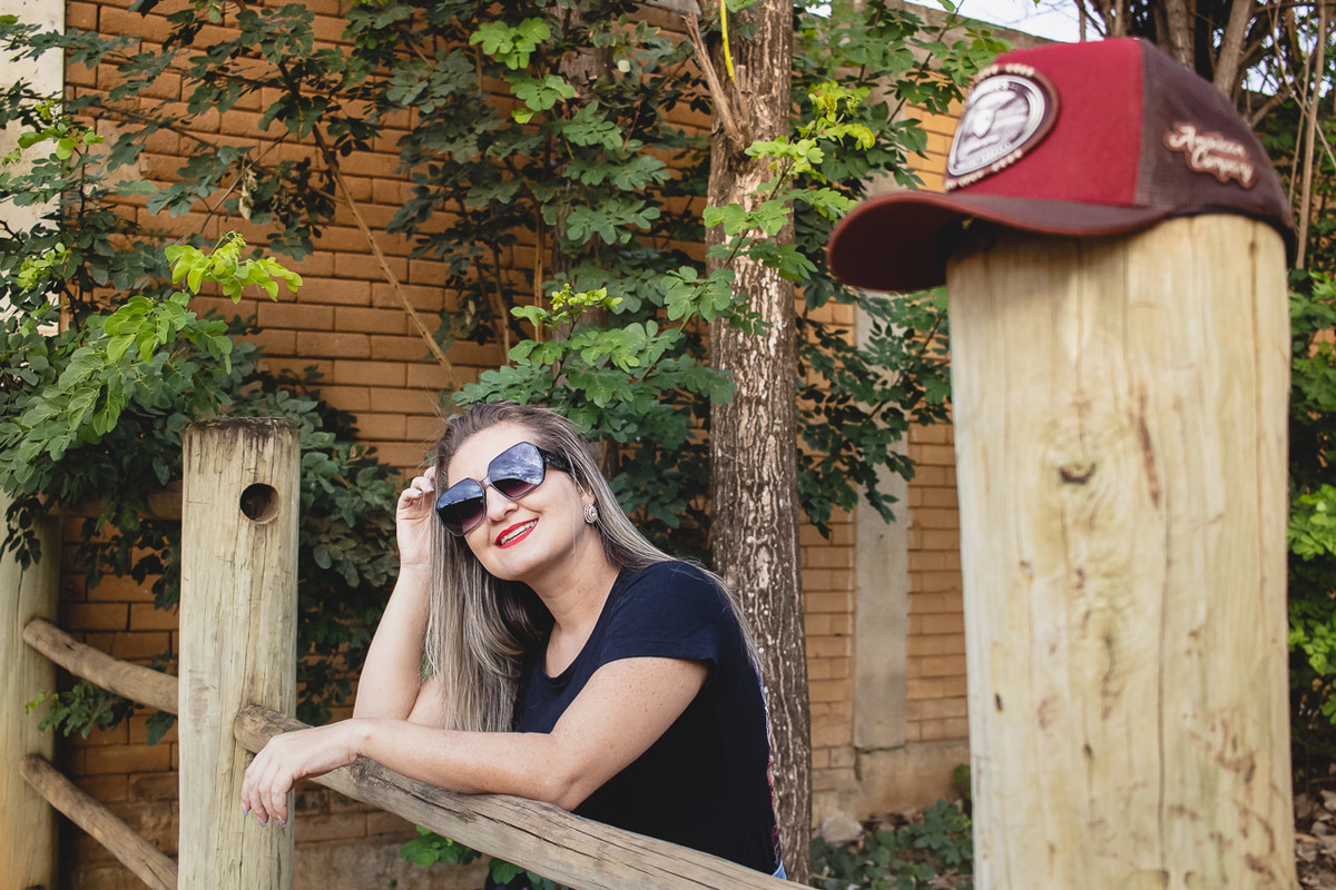 braço na alma, alan smyth, alan smyth fotografo em mantena mg, ensaio feminio, ensaio afetivo, ensaio intimista, fotografia afetiva, fotografia feminina, onde fotografar em mantena mg, sertanejo, mulher sertaneja, country