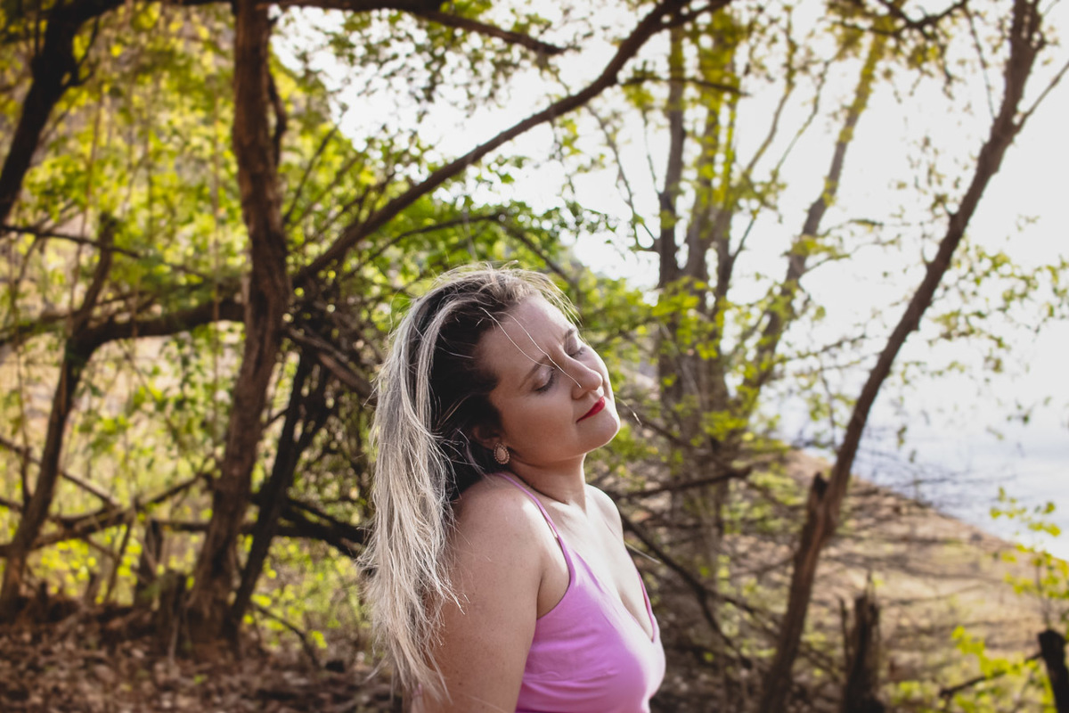 braço na alma, alan smyth, alan smyth fotografo em mantena mg, ensaio feminio, ensaio afetivo, ensaio intimista, fotografia afetiva, fotografia feminina, onde fotografar em mantena mg, sertanejo, mulher sertaneja, country