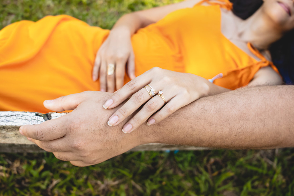 abraço na alma, alan smyth fotografo em mantena mg, couple photos, couple session, ensaio afetivo, ensaio intimista, fotografia afetiva, fotografia de casal, onde fotografar em mantena, fotografia em mantena, ensaio de casal mantena, retrato de casal