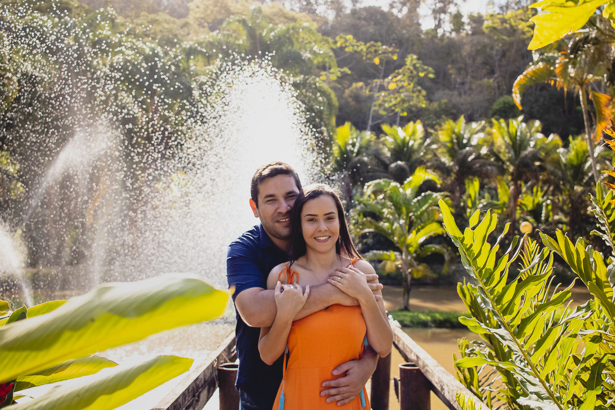 abraço na alma, alan smyth fotografo em mantena mg, couple photos, couple session, ensaio afetivo, ensaio intimista, fotografia afetiva, fotografia de casal, onde fotografar em mantena, fotografia em mantena, ensaio de casal mantena, retrato de casal