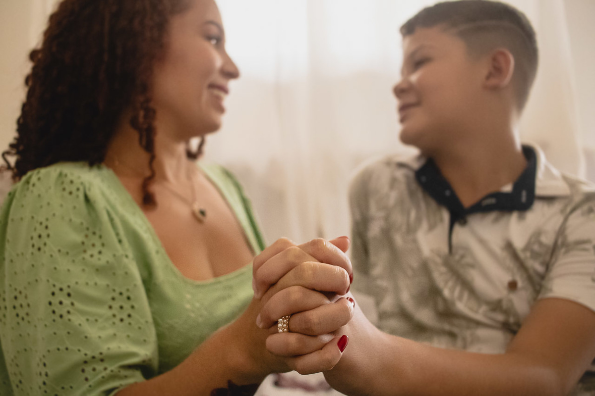 alan smyth, alan smyth fotografo em sao mateus es, ensaio de familia, ensaio de gato, ensaio em casa, ensaio pet, esaio de familia sao mateus, fotografia afetiva, fotografo afetivo, fotografo em sao mateus, fotografo es, fotos de familia, mae e filho