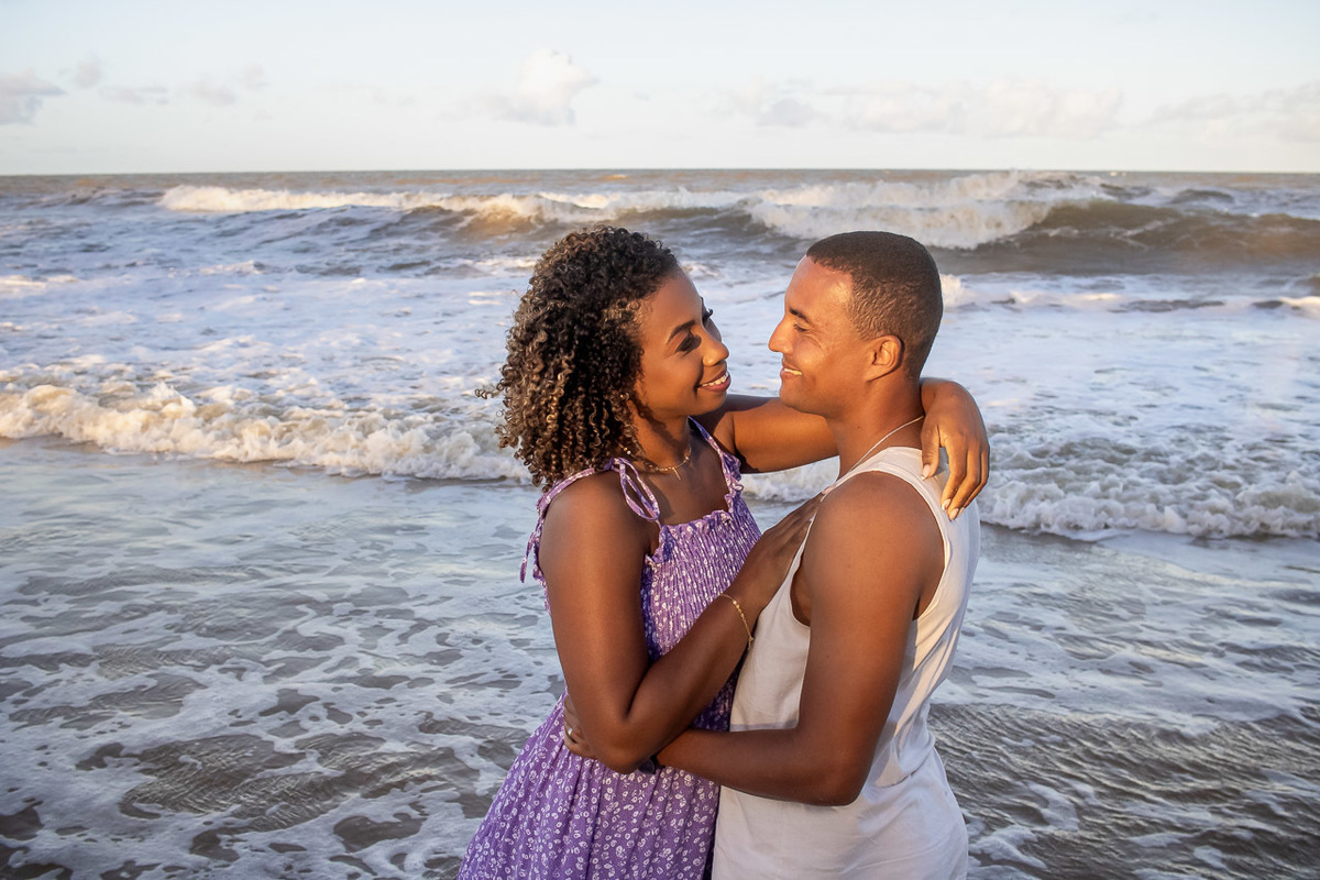 abraço na alma, alan smyth fotografo em sao mateus, bosque da praia guriri, couple photos, ensaio afetivo, ensaio intimista, fotografia afetiva, fotografia de casal, fotografia na praia de guriri, fotografo afetivo, onde fotografar em sao mateus