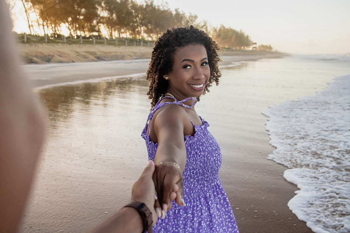 abraço na alma, alan smyth fotografo em sao mateus, bosque da praia guriri, couple photos, ensaio afetivo, ensaio intimista, fotografia afetiva, fotografia de casal, fotografia na praia de guriri, fotografo afetivo, onde fotografar em sao mateus