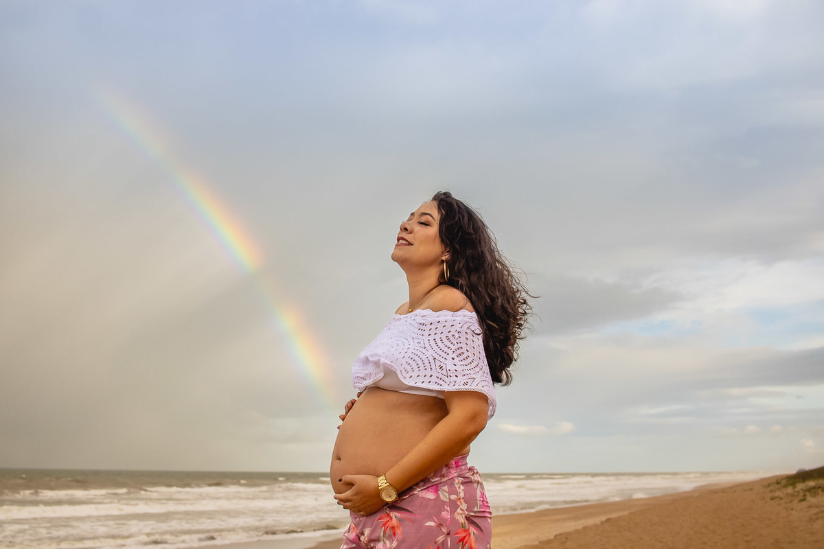 abraço na alma, alan smyth fotografo são mateus es, arco iris, bebe arco iris, ensaio em casa, ensaio gestante, ensaio gestante com pet, ensaio intimista, ensaio pet, fotografia afetiva, fotografo de gestante, fotografo de gestante guriri, fotografo es,