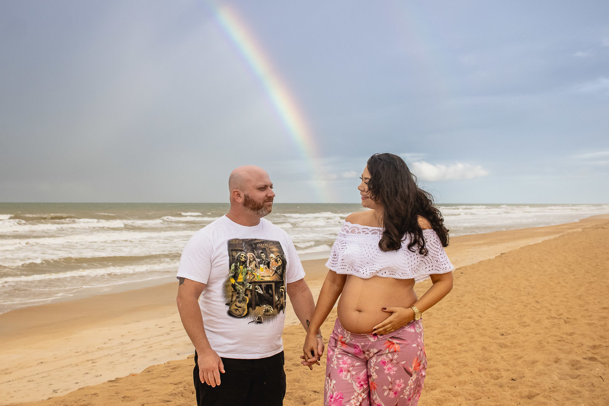 abraço na alma, alan smyth fotografo são mateus es, arco iris, bebe arco iris, ensaio em casa, ensaio gestante, ensaio gestante com pet, ensaio intimista, ensaio pet, fotografia afetiva, fotografo de gestante, fotografo de gestante guriri, fotografo es,