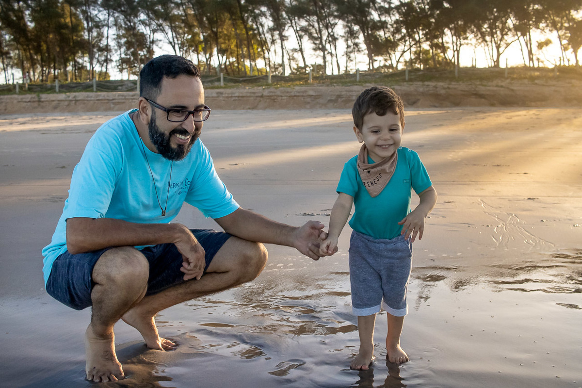 abraço na alma, alan smyth, bosque da praia guriri, ensaio de familia, ensaio de familia sao mateus, familia, familia santuario da vida, fotografia afetiva, fotografo afetivo, fotografobsao mateus es, fotografo es, fotografo guriri, onde fotografar guriri